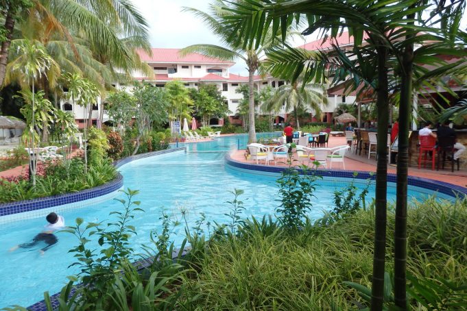 swimming-pool