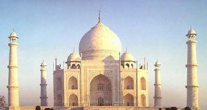 old-palace-taj-mahal