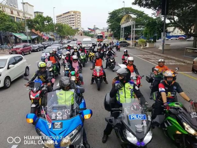kembara-kemanusiaan-anita-bikers -keenam peserta-kembara