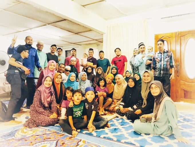 61996145_10210870765724931_7630774193285496832_o siblings