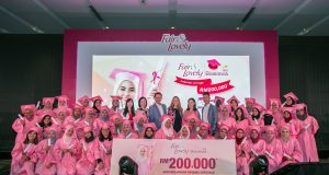 receive-scholarship-from-fair-&-lovely